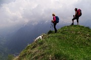61 Dalla cresta del Brate vista sulla valle di Carona